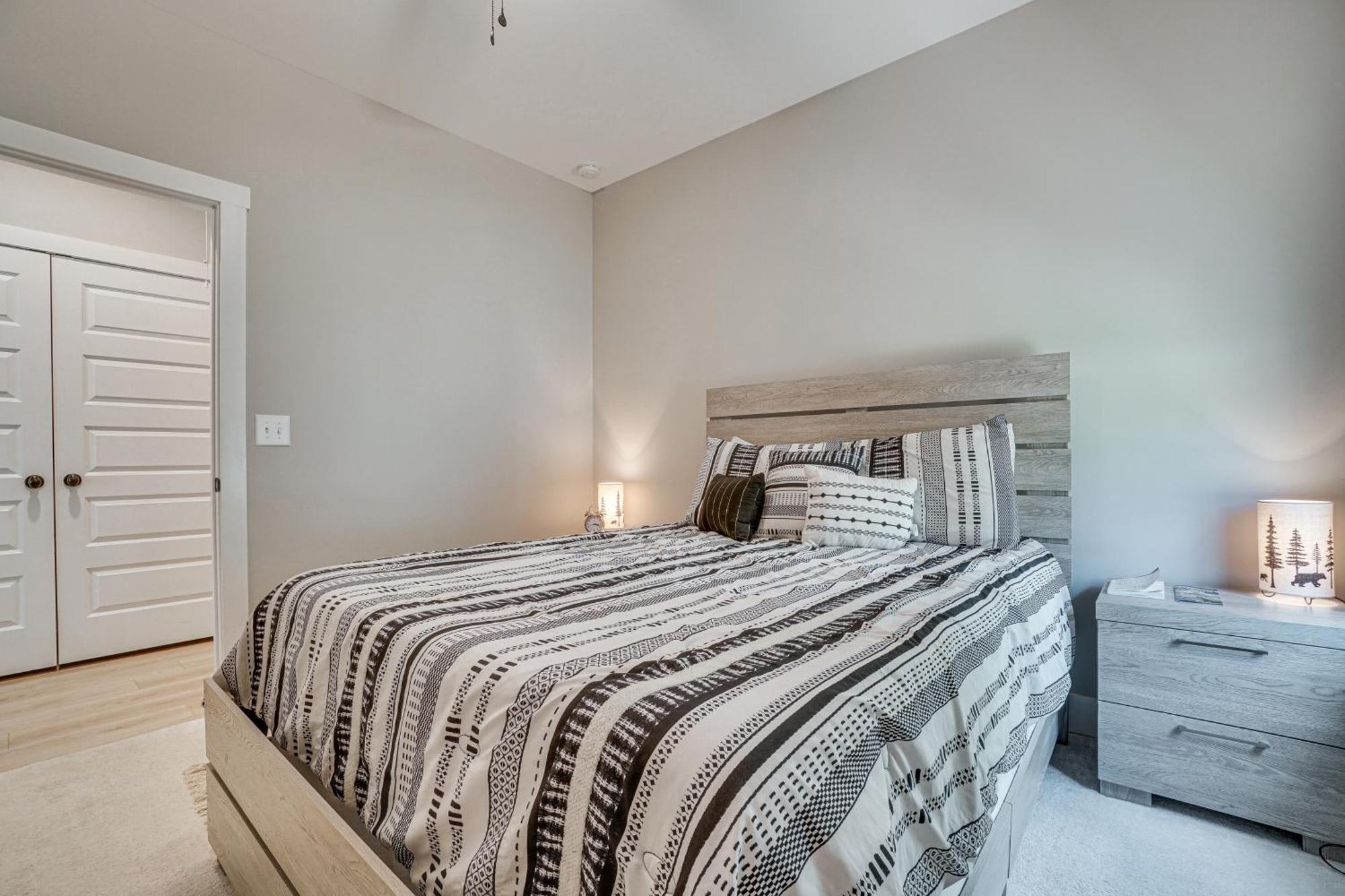 Вилла Stunning Helen Getaway With Hot Tub And Ev Charger! Экстерьер фото